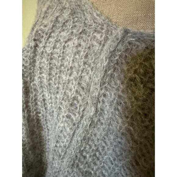 Free People Grey Moonbeam Alpaca Sweater Size L oversized cropped soft wool - Picture 6 of 16